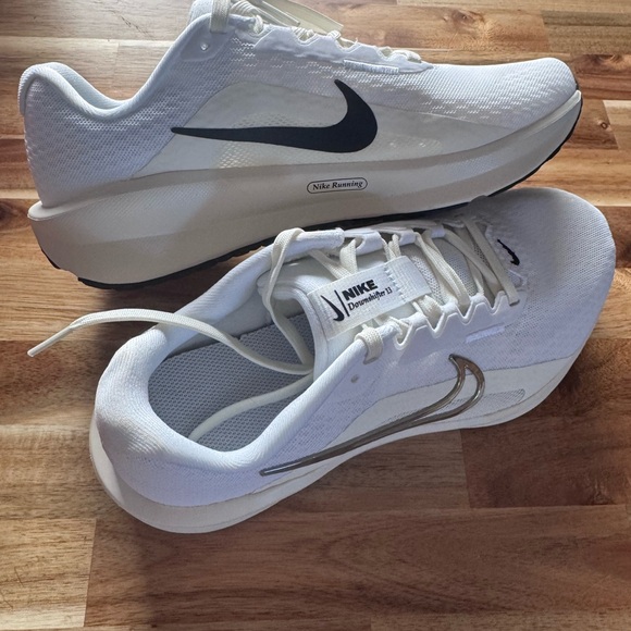 Nike Shoes - Nike Women downshifter 13 Athletic Shoes size 7.5 NIB